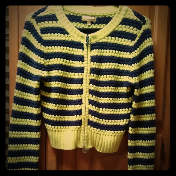 Vera Wang "Princess" sweater - Picture 1 of 4